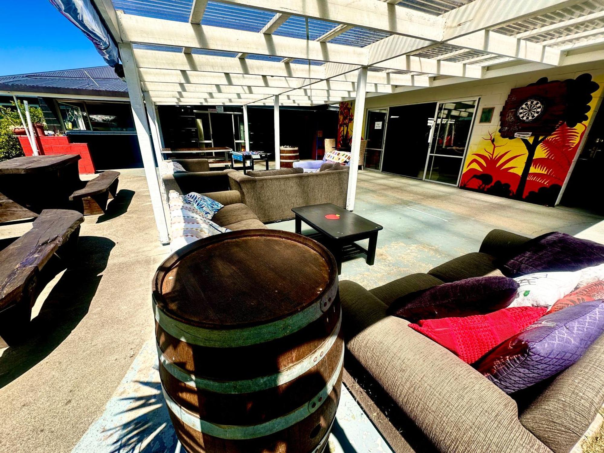 Happy Apple Backpackers Motueka Exterior foto